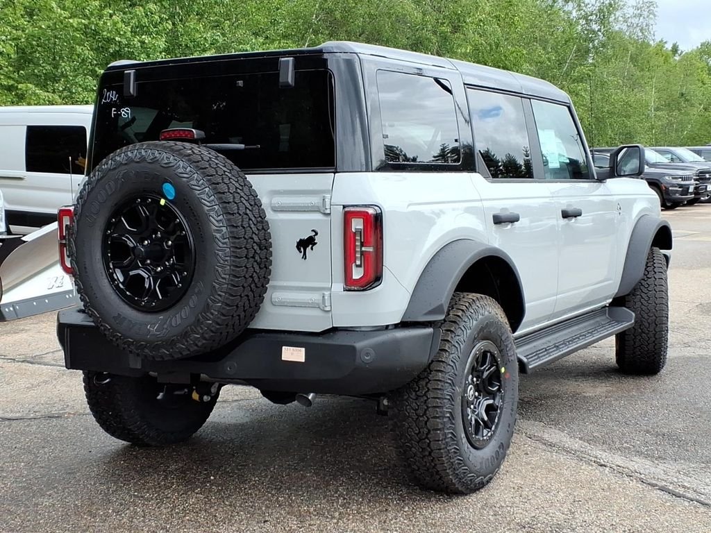 New 2026 Avalanche Gray Ford Outer Banks® image 5