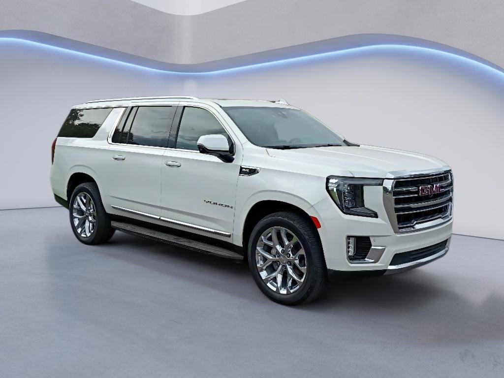 Used 2021 White Frost Tricoat GMC SLT image 7