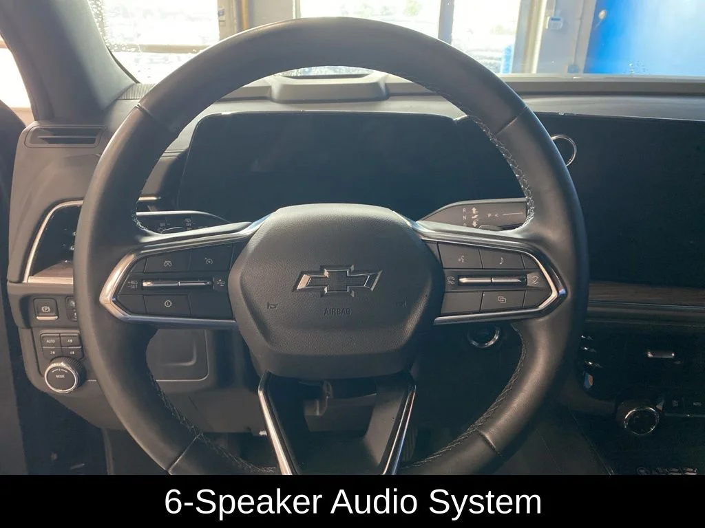 Used 2025 Black Chevrolet Z71 image 5