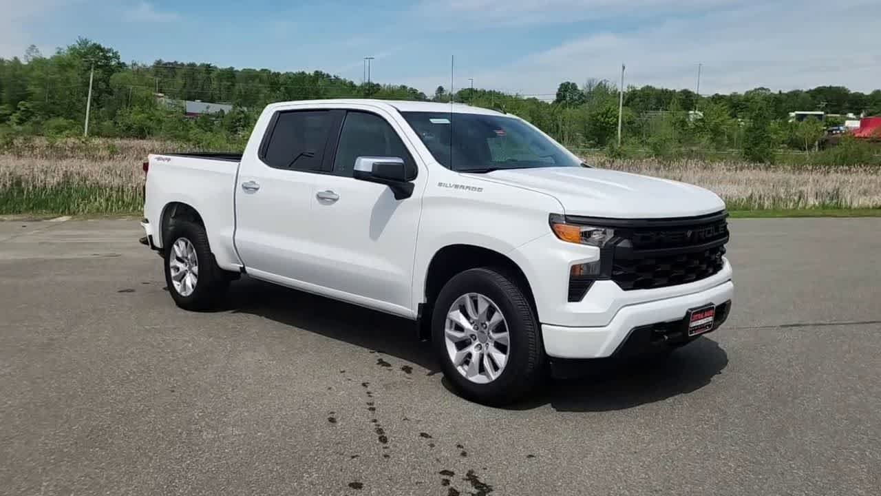 Used 2023 Summit White Chevrolet Custom image 2