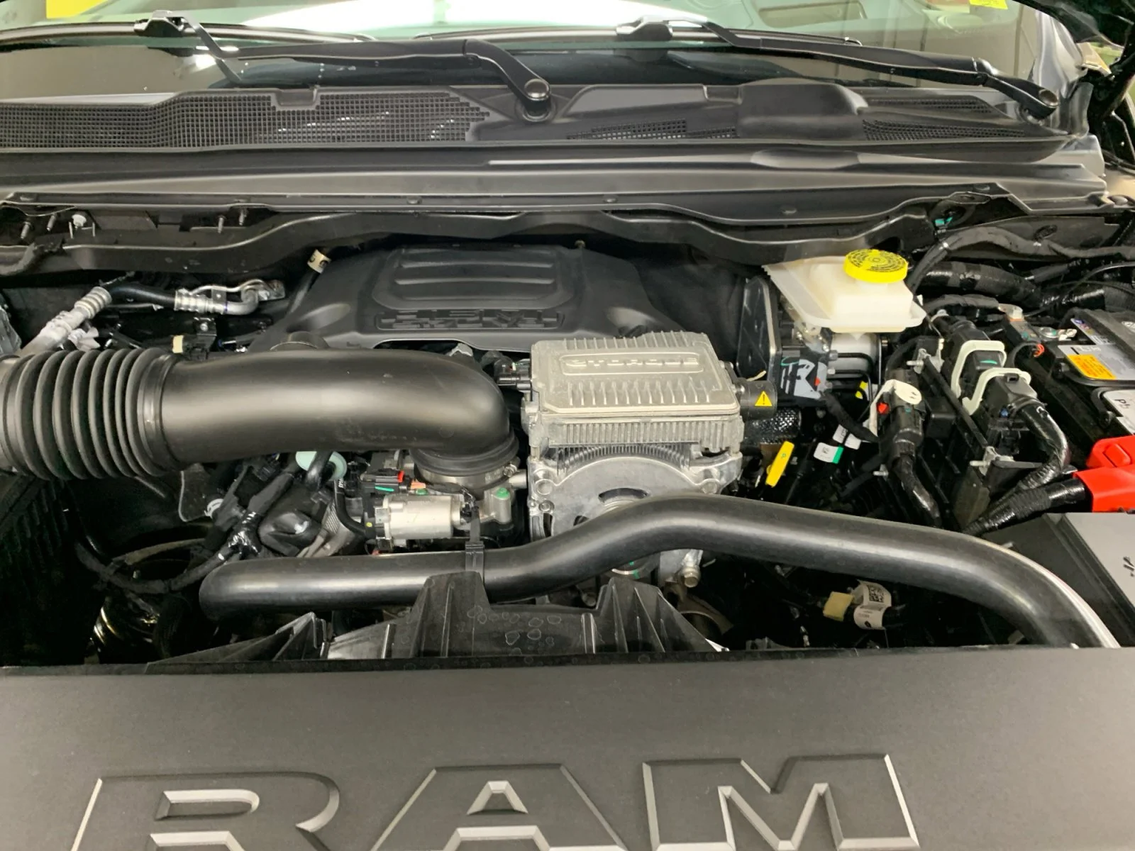 New 2026 Granite Crystal Metallic Ram Sport image 20