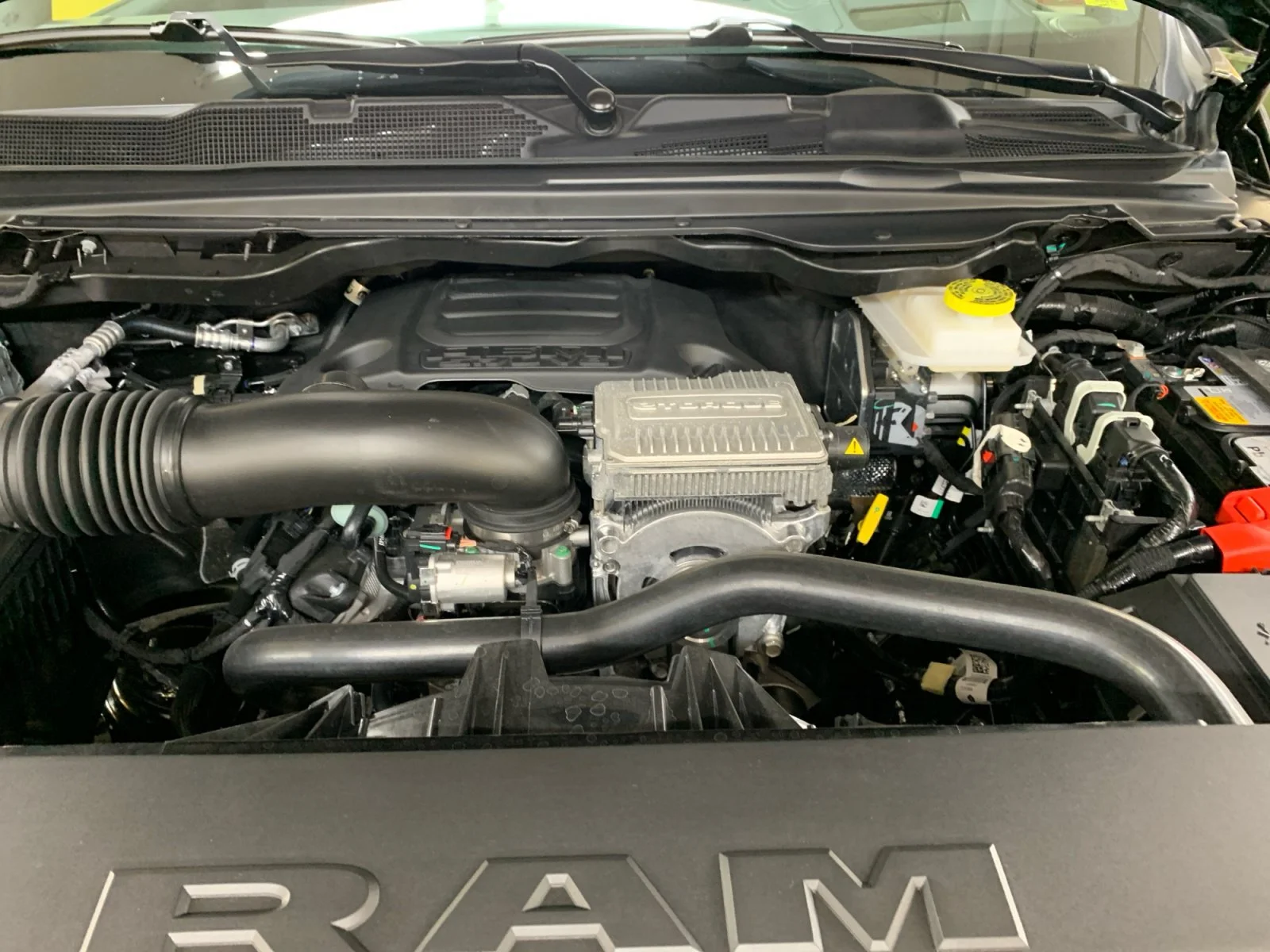 New 2026 Granite Crystal Metallic Ram Sport image 20