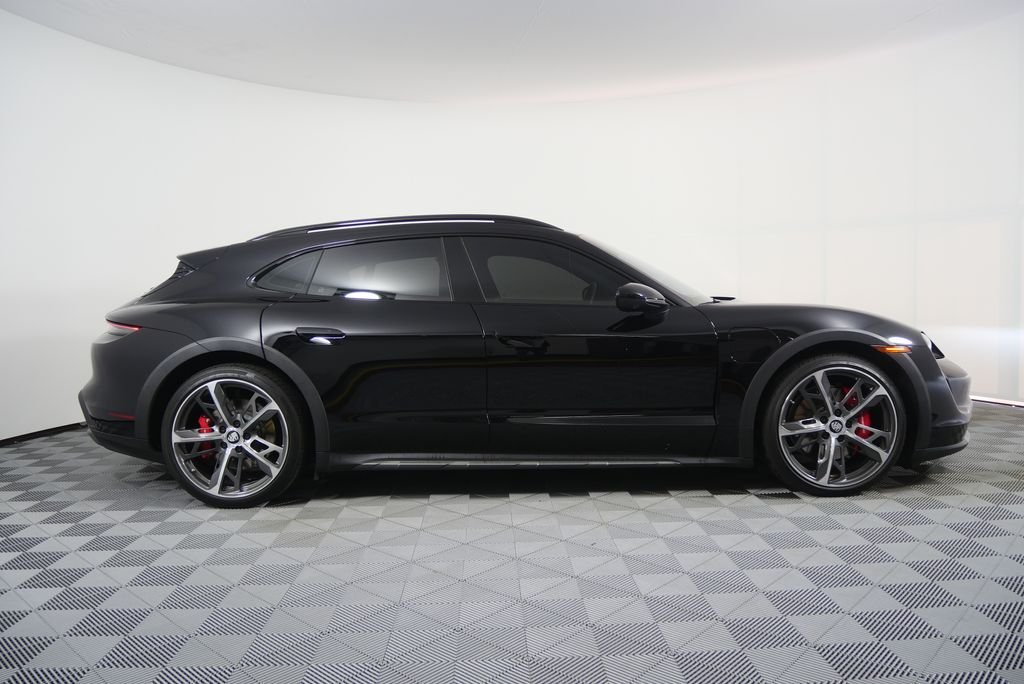Used 2024 Black Porsche 4S image 3