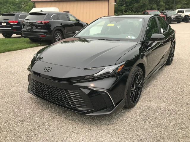 New 2026 Midnight Black Metallic Toyota SE image 4