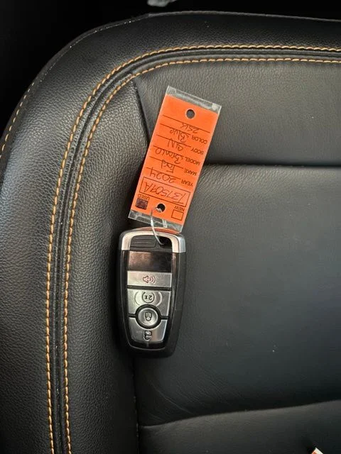 Used 2024 Gray Ford Badlands image 13