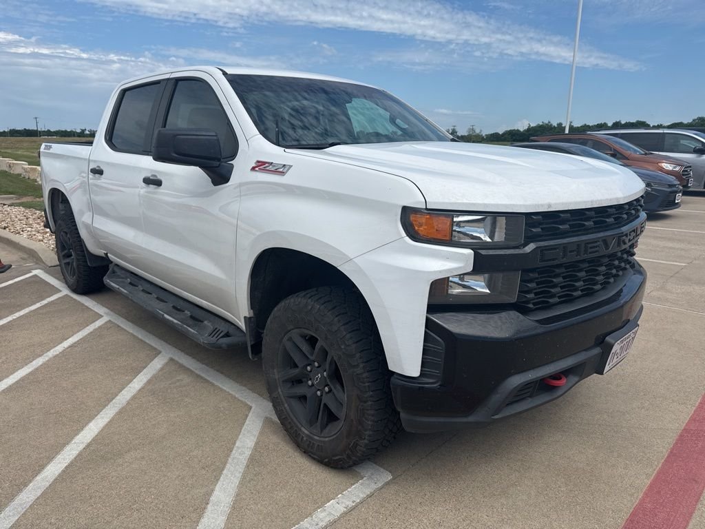 2020 Chevrolet Silverado 1500 Custom Trail Boss 4X4 Crew Cab Short Box's photo