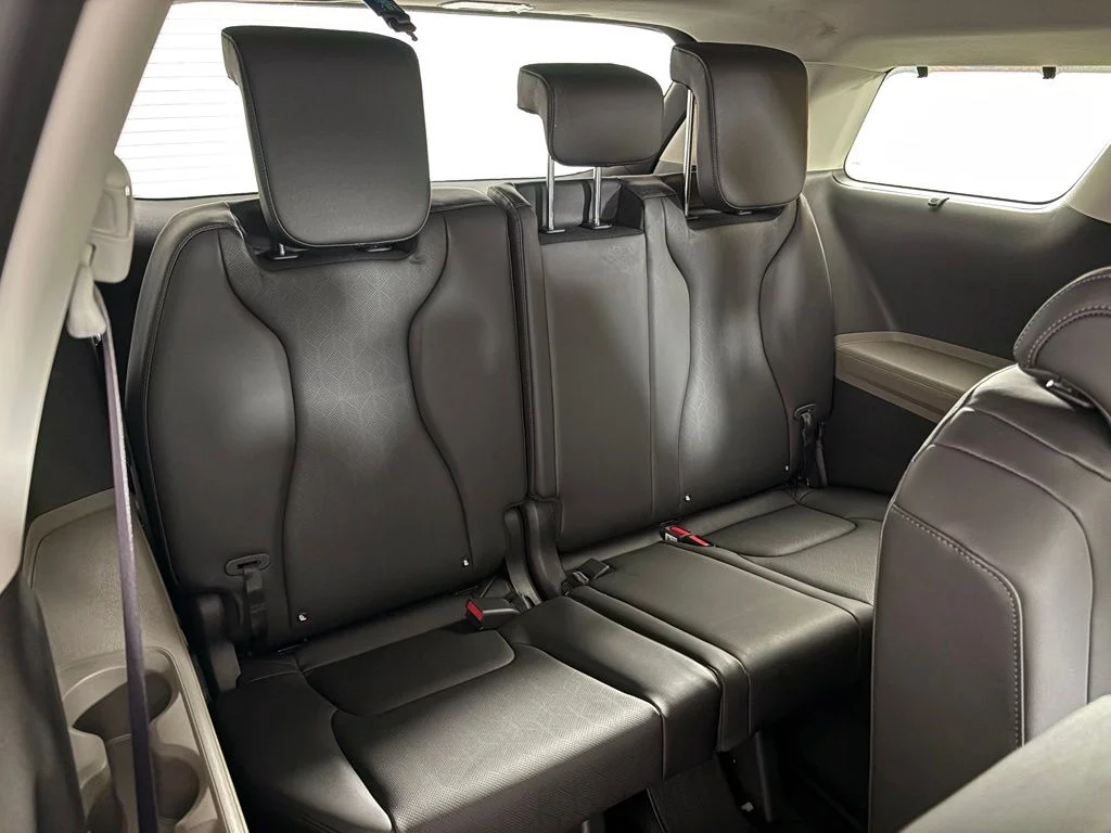 New 2026 Ceramic Silver Kia EX image 45