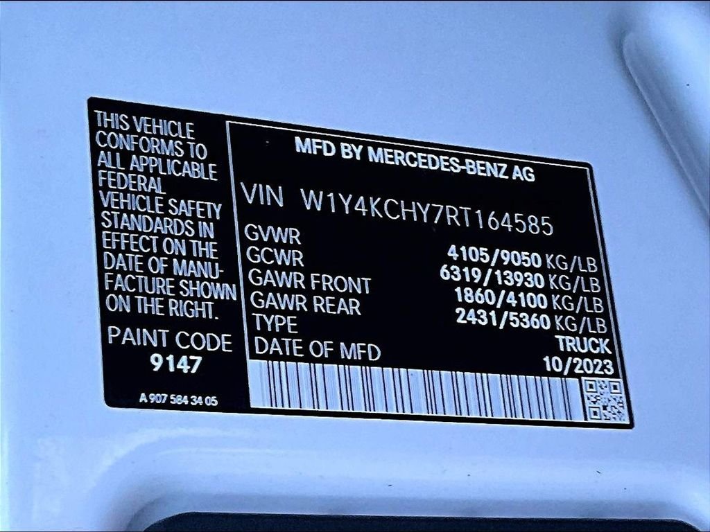 Used 2024 White Mercedes-Benz Crew 170 WB image 33