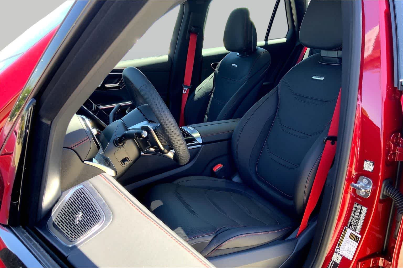 New 2026 MANUFAKTUR Patagonia Red Metallic Mercedes-Benz AMG® GLC 43 image 9
