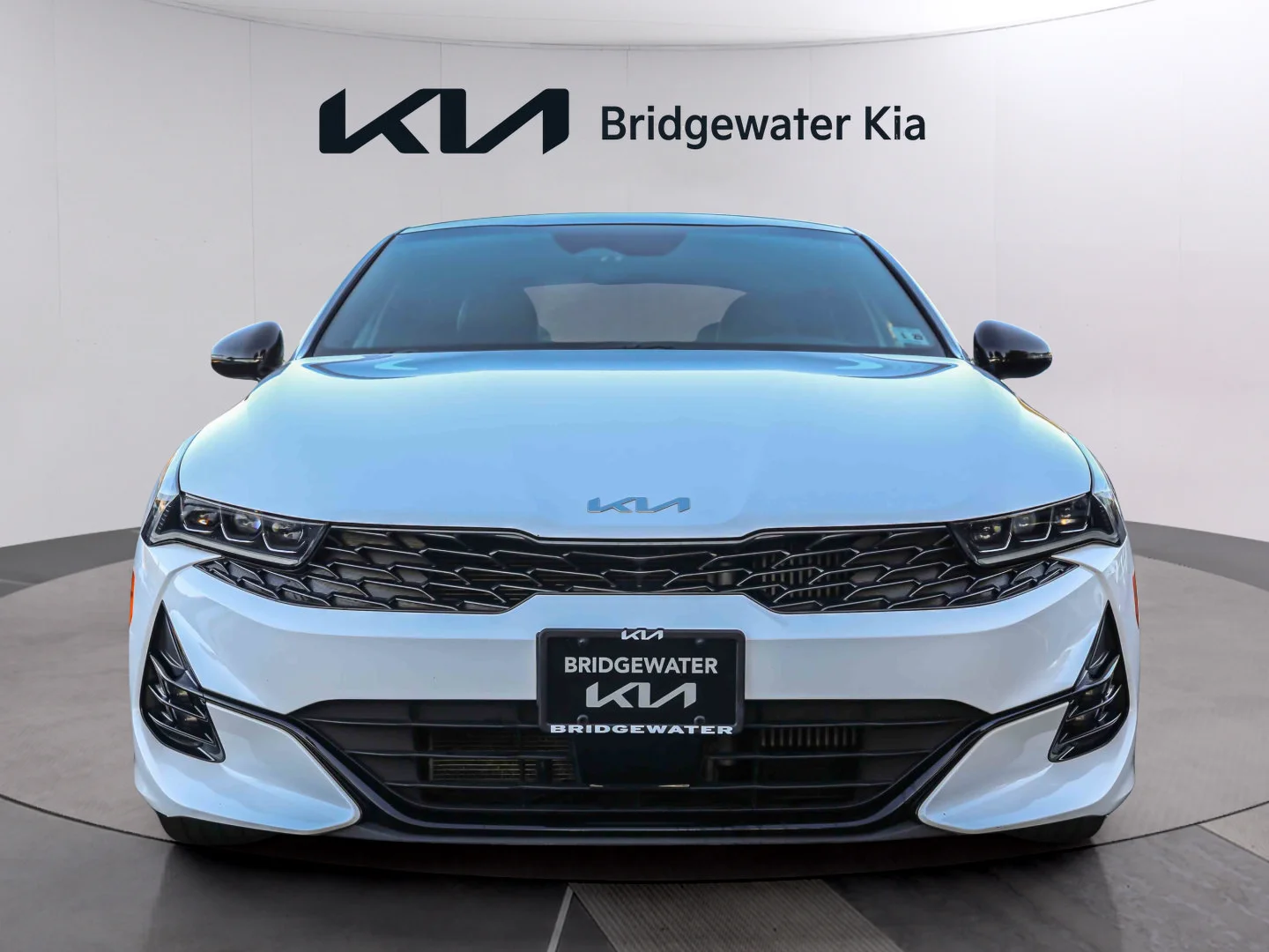 Certified Used 2024 Glacial White Pearl Kia GT-Line image 2