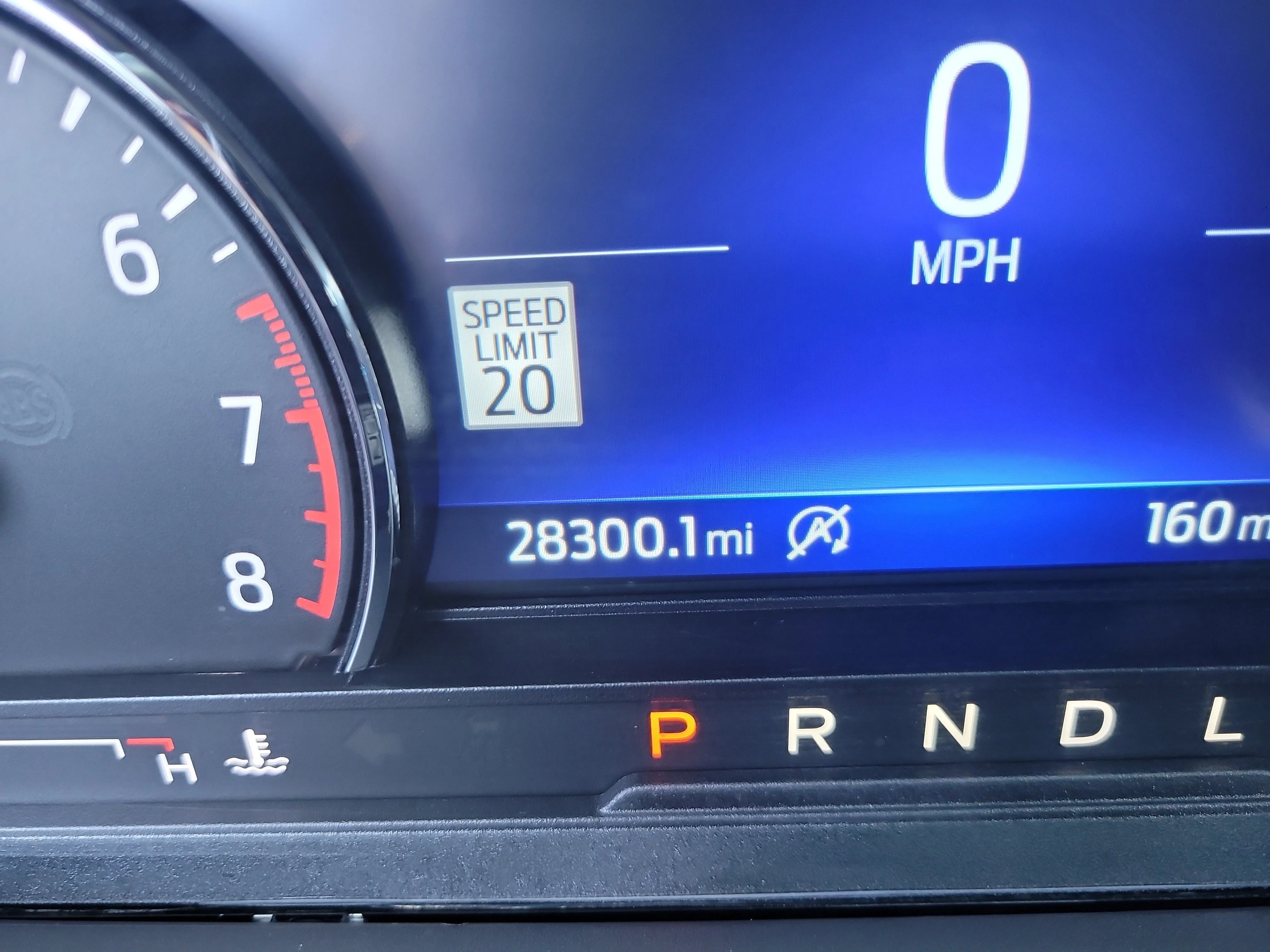 Used 2024 Iconic Silver Metallic Ford ST-Line image 32