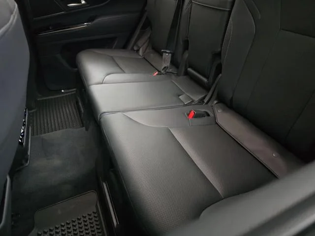 2026 Lexus LX 600 Luxury - Photo 21