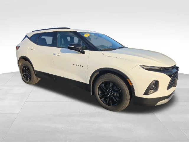 Used 2020 SUMMIT WHITE Chevrolet LT image 8