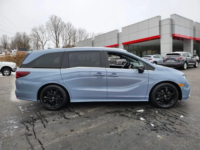 Used 2023 Gray Honda Sport image 9