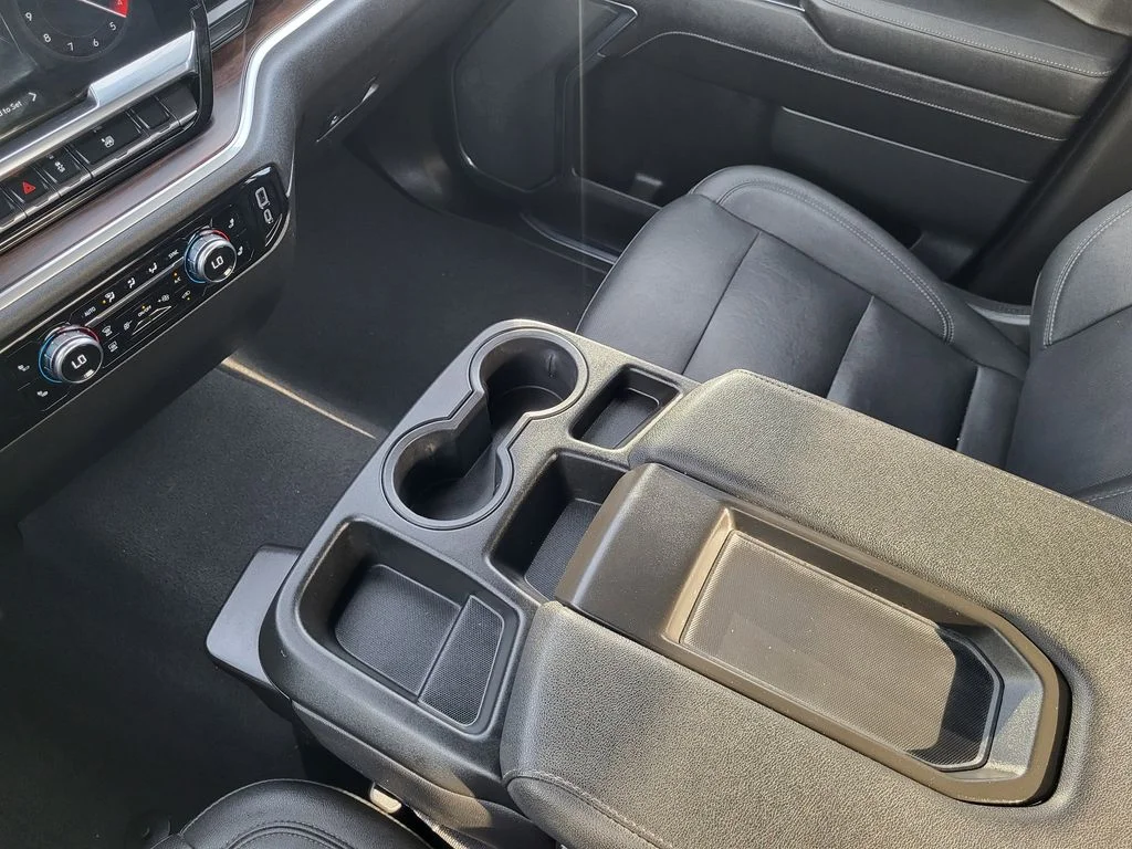 Used 2024 Sterling Metallic GMC SLT image 15