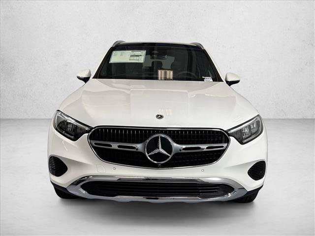 New 2026 Polar White Mercedes-Benz GLC 300 image 32