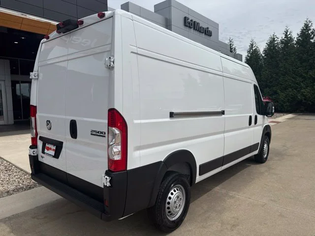 Used 2025 White Ram High Roof image 6