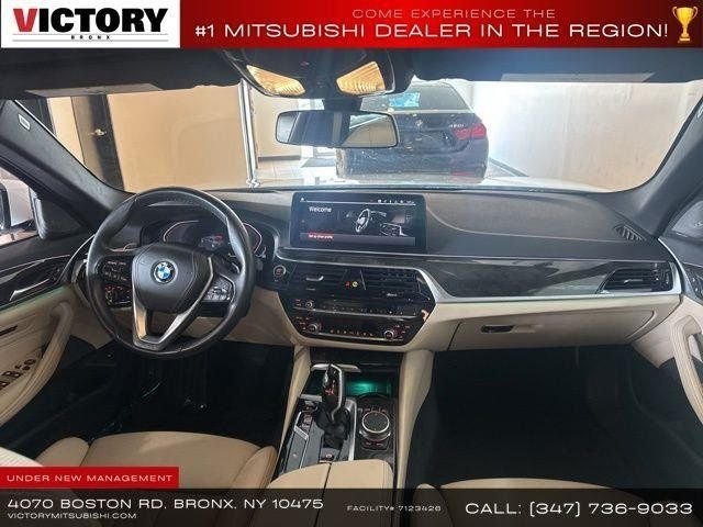 Used 2022 White BMW 530i image 23
