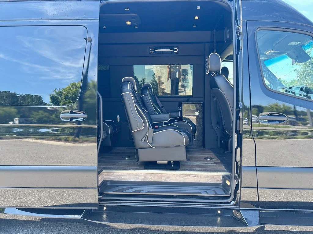 Used 2022 Black Mercedes-Benz Cargo 170 WB image 14