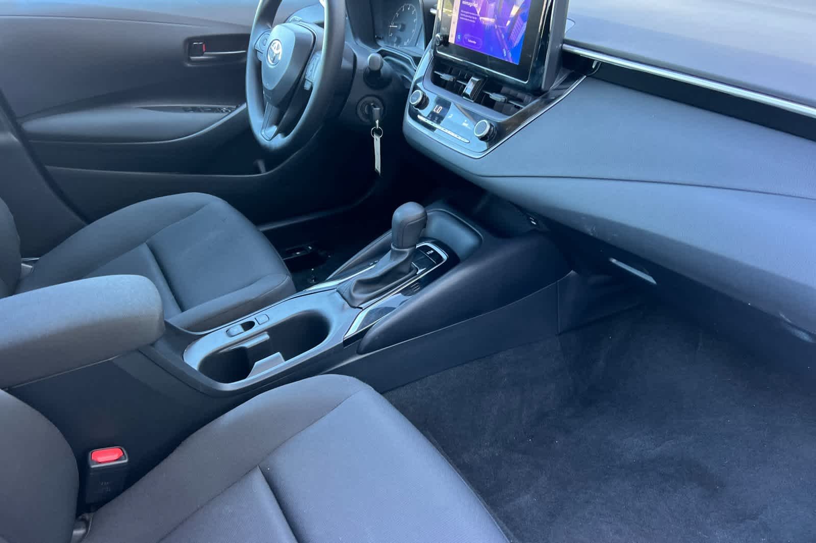 2023 Toyota Corolla LE - Photo 15