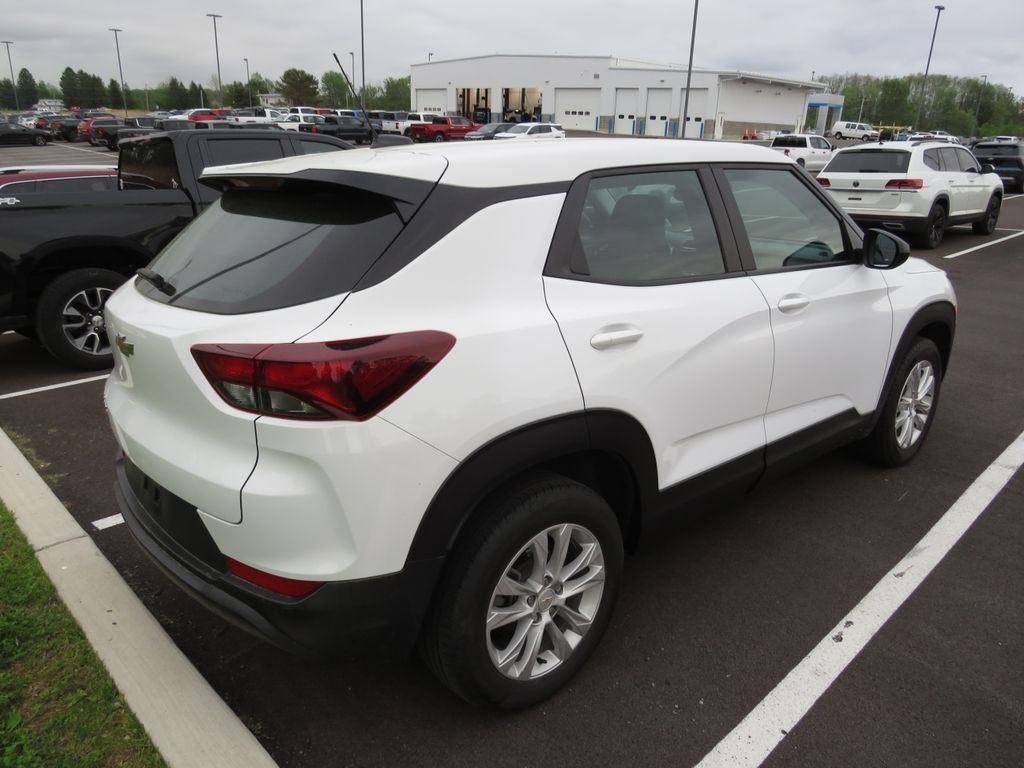 Used 2023 Summit White Chevrolet LS image 11