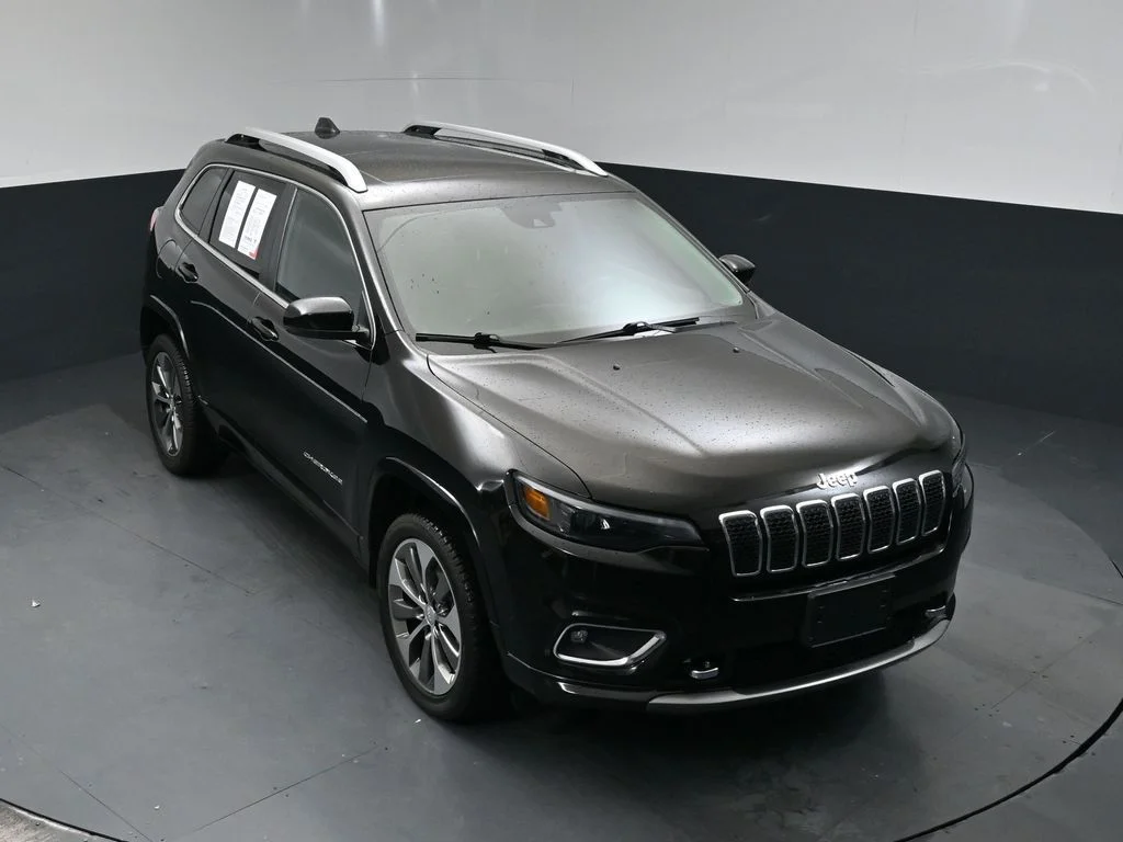 Used 2019 Black Jeep Overland image 38