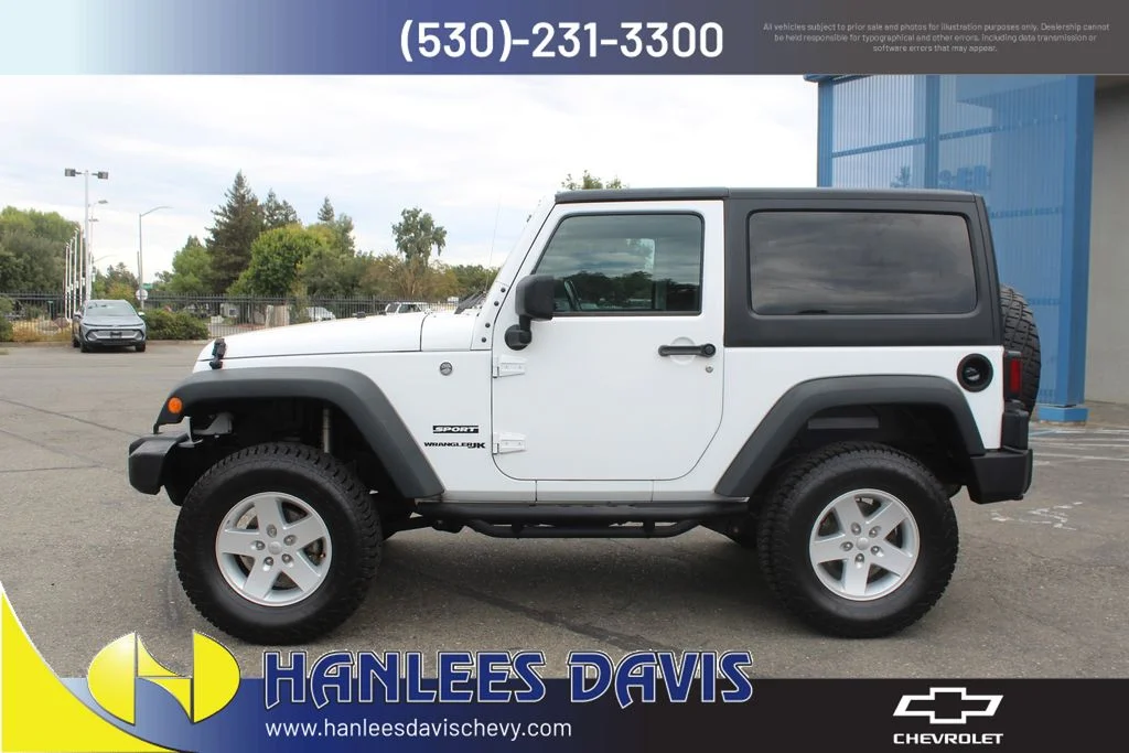 Used 2018 White Jeep Sport image 2
