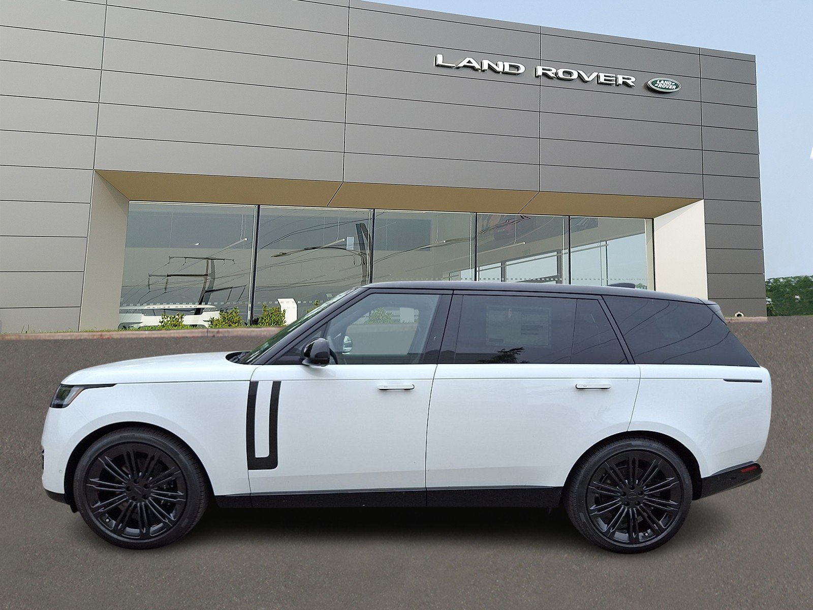 New 2026 Fuji White Land Rover P400 SE 7 Seat image 6