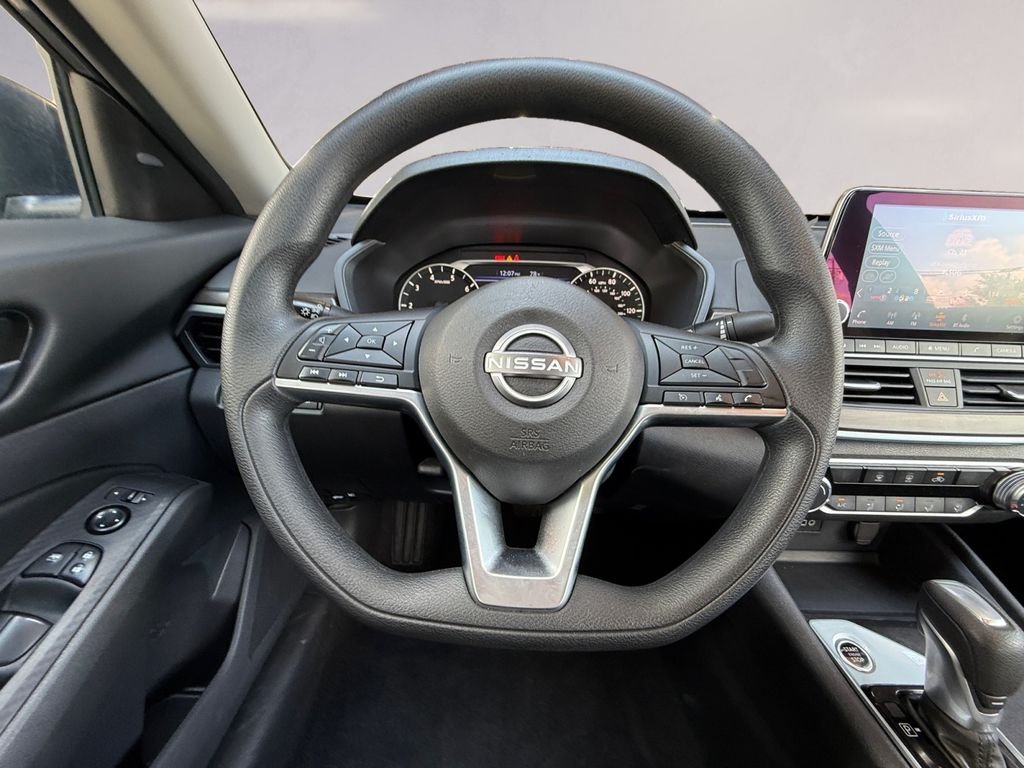 Used 2025 Gray Nissan 2.5 SV image 13