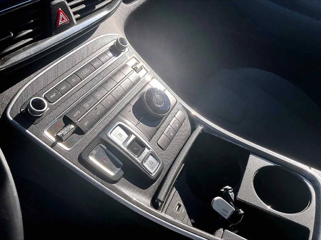 Used 2024 Gray Hyundai SEL image 15