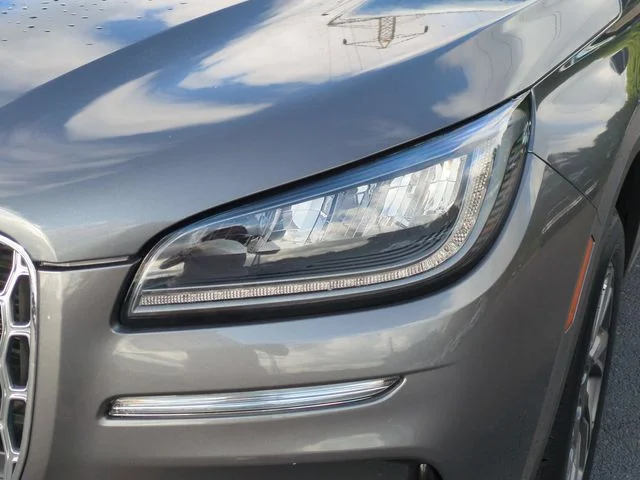 Used 2023 Gray Lincoln Standard image 9