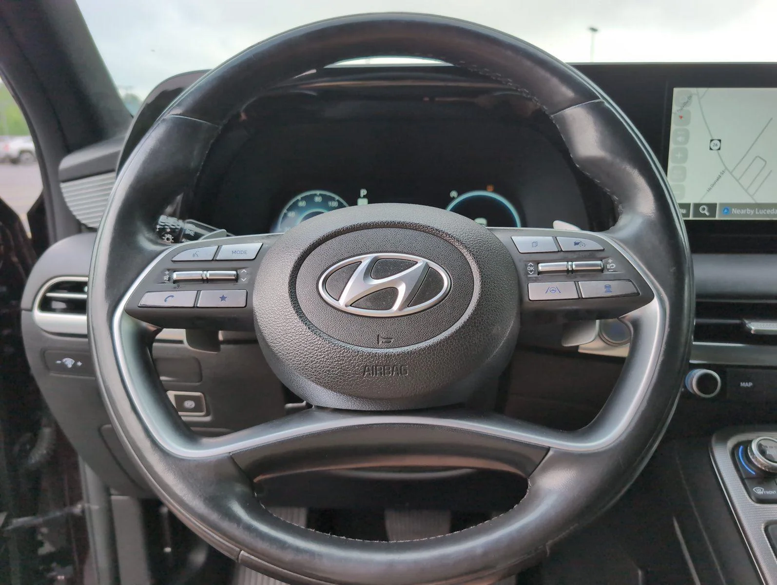 Used 2024 Sierra Burgundy Hyundai Calligraphy image 29
