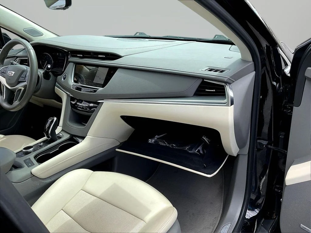 Used 2021 Black Cadillac Premium Luxury image 25