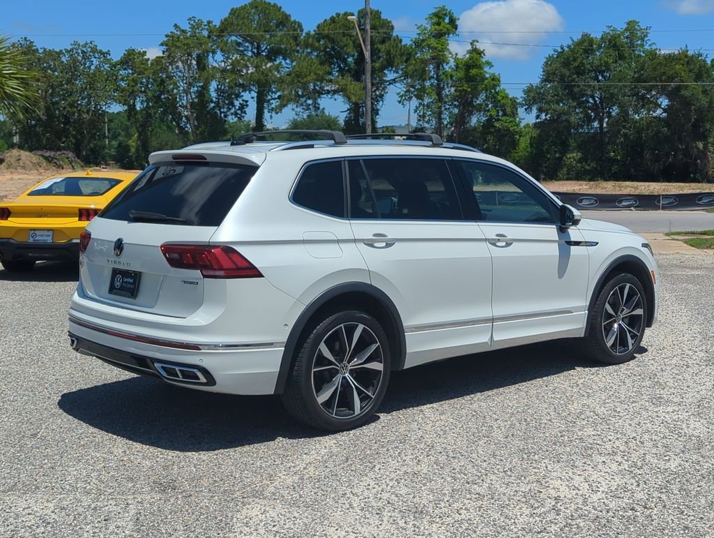 Used 2024 White Volkswagen 2.0T SEL R-Line image 7