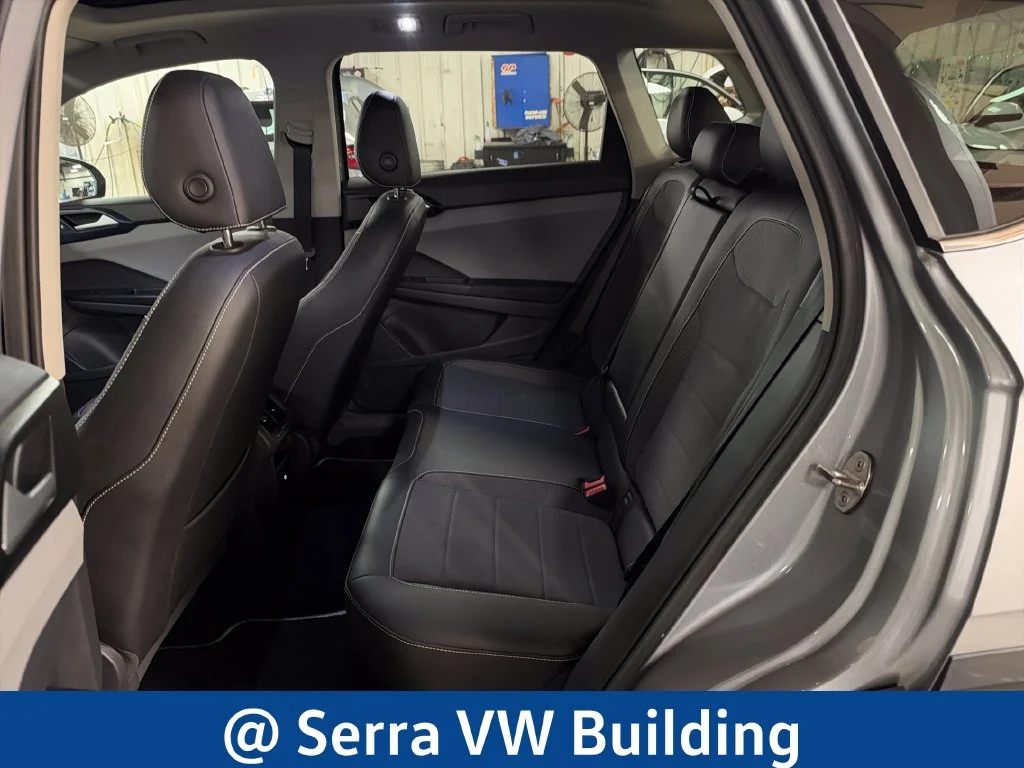 Used 2023 Silver Volkswagen 1.5T SE image 29