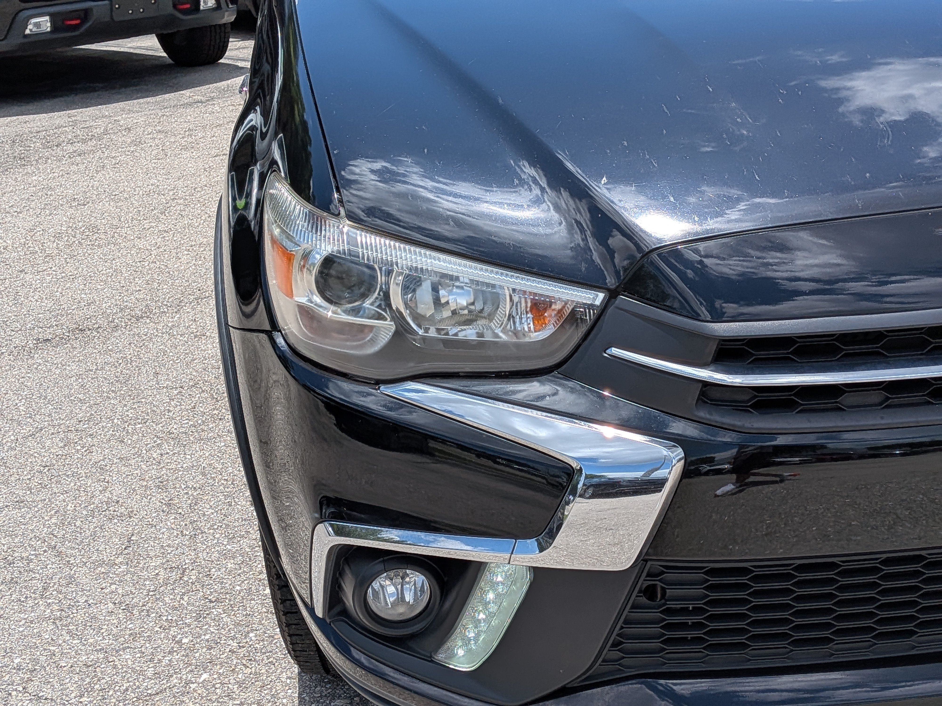 2018 Mitsubishi Outlander Sport LE - Photo 10