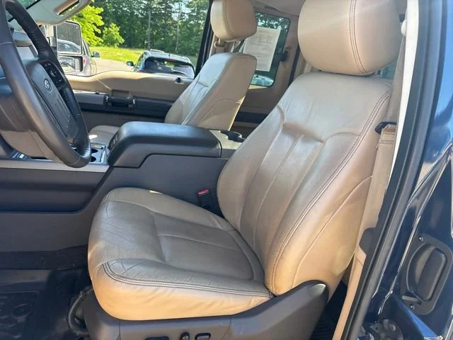 Used 2014 Blue Ford Lariat image 15