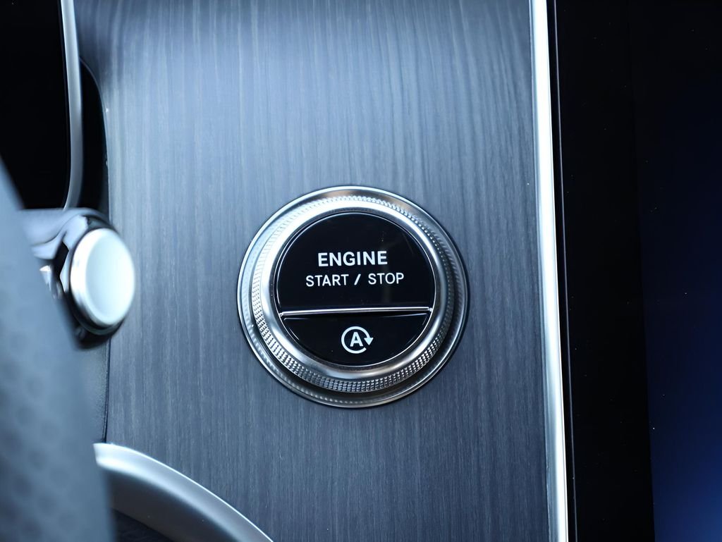 Used 2026 Starling Blue Metallic Mercedes-Benz GLC 300 image 29