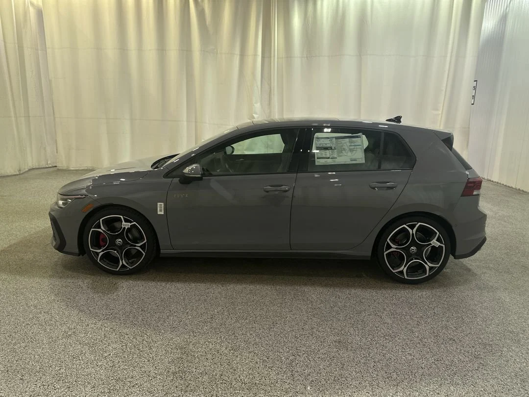 2026 Volkswagen Golf GTI Autobahn - Photo 6