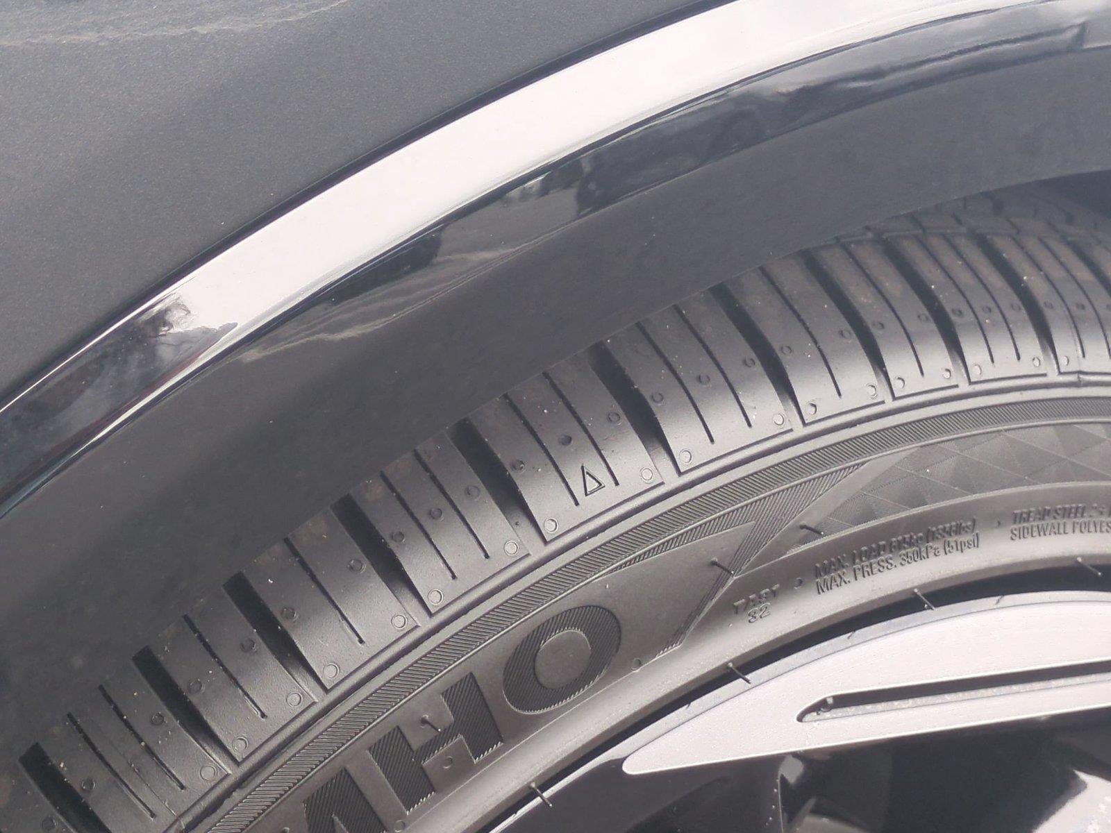 New 2026 Interstellar Gray Kia GT-Line image 13