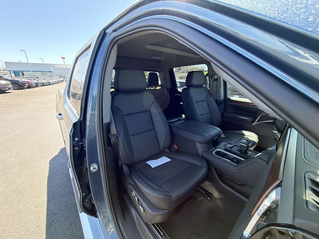 Used 2026 Blue GMC Denali image 31