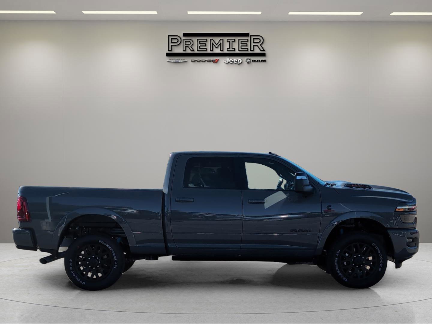New 2026 Ceramic Gray Clearcoat Ram Limited image 7