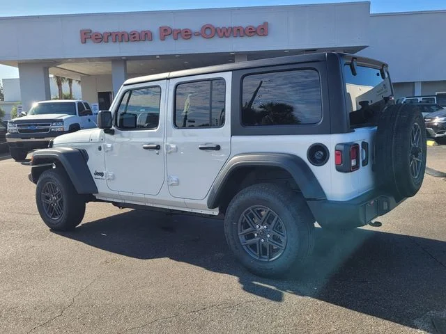 New 2026 Bright White Clear-Coat Exterior Paint Jeep Sport S image 5