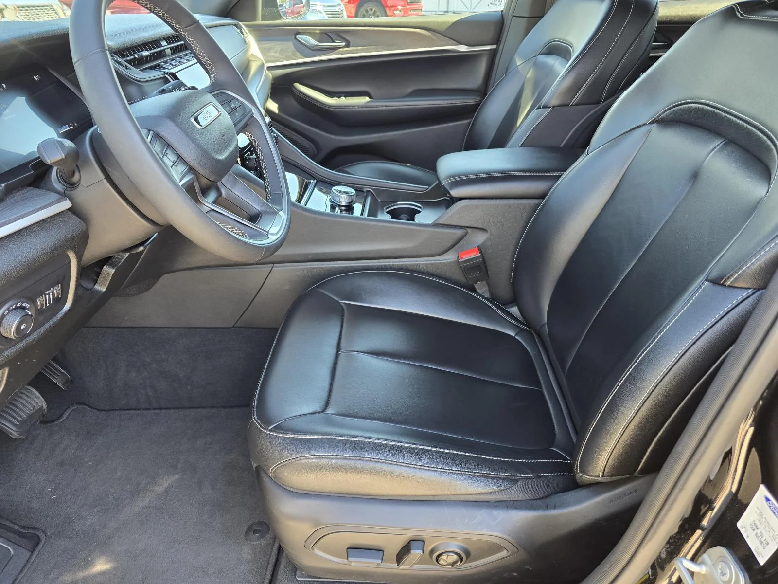 Used 2024 Black Jeep Limited 4x4 image 9