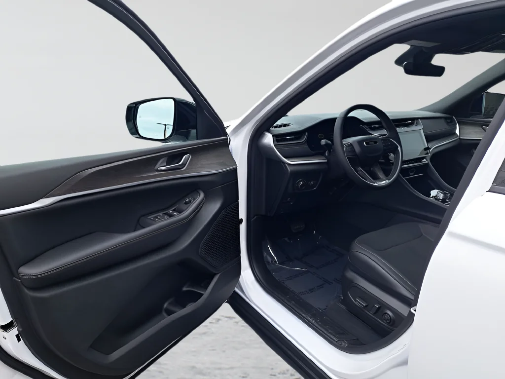 New 2026 White Jeep Altitude image 10