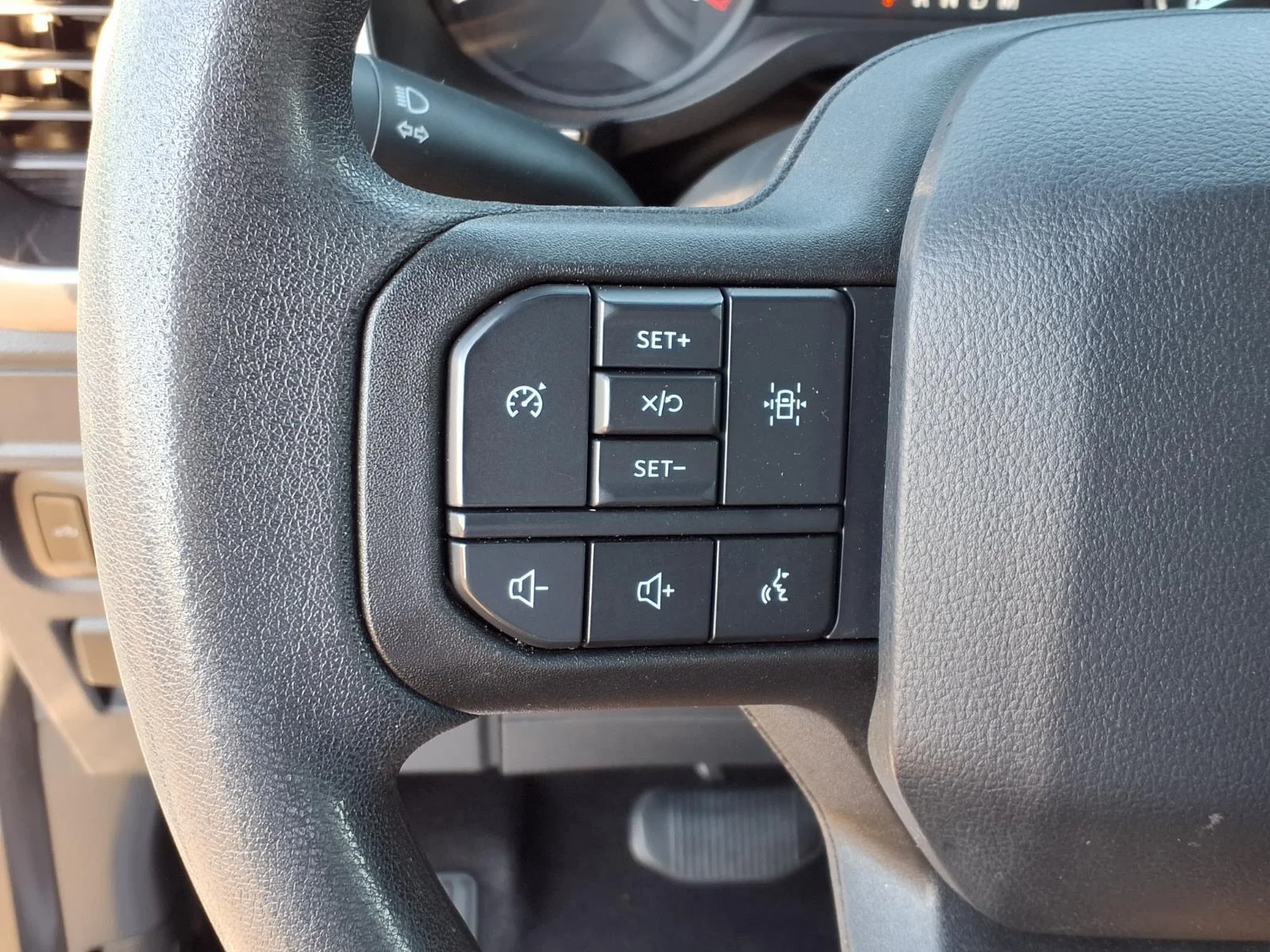 Used 2023 Area 51 Blue Ford XL image 28