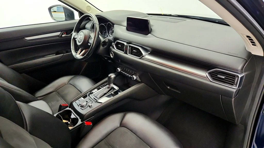 Used 2020 Deep Crystal Blue Mica Mazda Touring FWD image 24