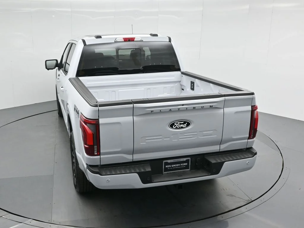 2025 Ford F-150 Platinum - Photo 44