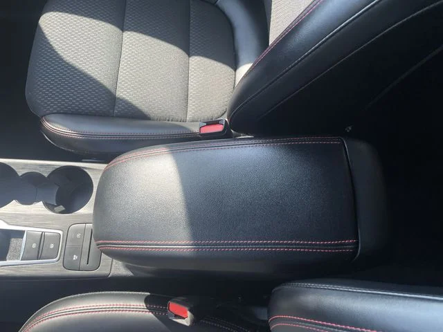 2025 Ford Escape ST-Line Select - Photo 27