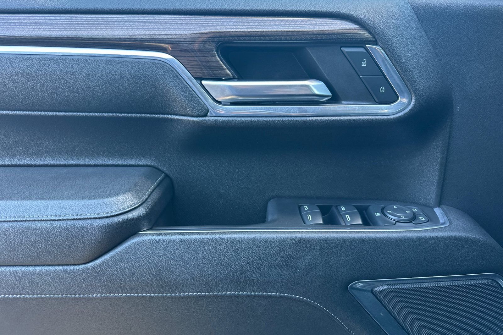 2024 Chevrolet Silverado 1500 RST - Photo 11